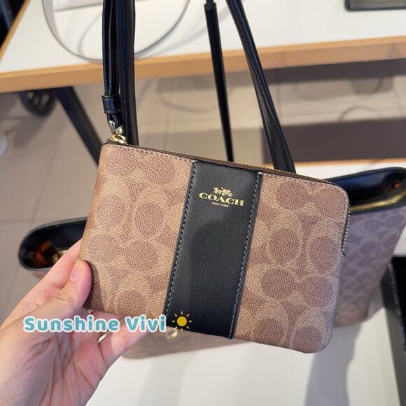 NWT bundle COACH Station Tote Bag Maxi CCD69 & CW854 Zip Wristlet Gold/Tan/Black - Picture 7 of 10